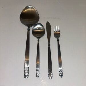 Elegant Silver Cutlery Set